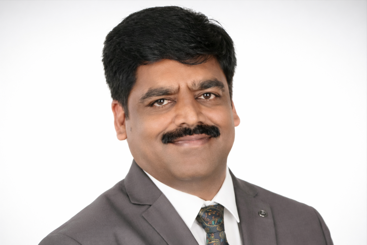 Dr. Prashanth J V, Senior Laparoscopic & Laser Surgeon, Varalakshmi Hospital, Bangalore